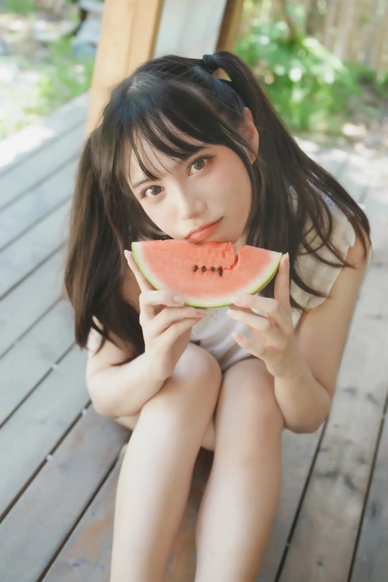 [YITUYU] 2022.09.05 Vol.1877 – Summer Girl and Watermelon Two plus six#[39P]-10