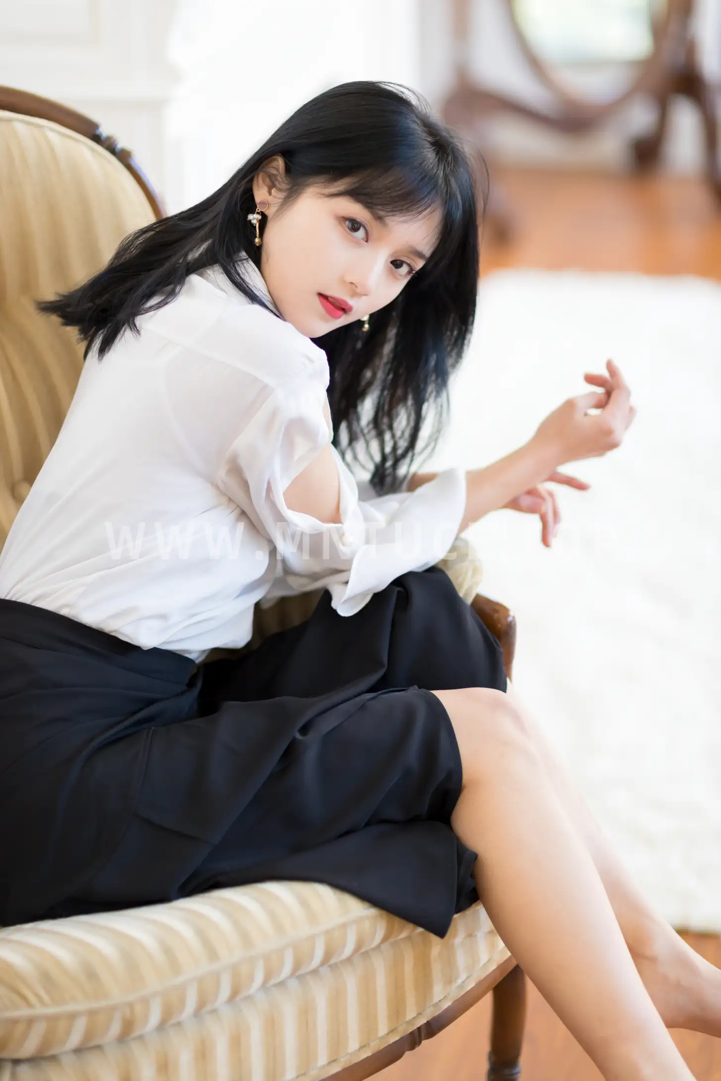 [YITUYU] 2021.11.11 Vol.437 – Outside the window Yuwen#[22P]-19