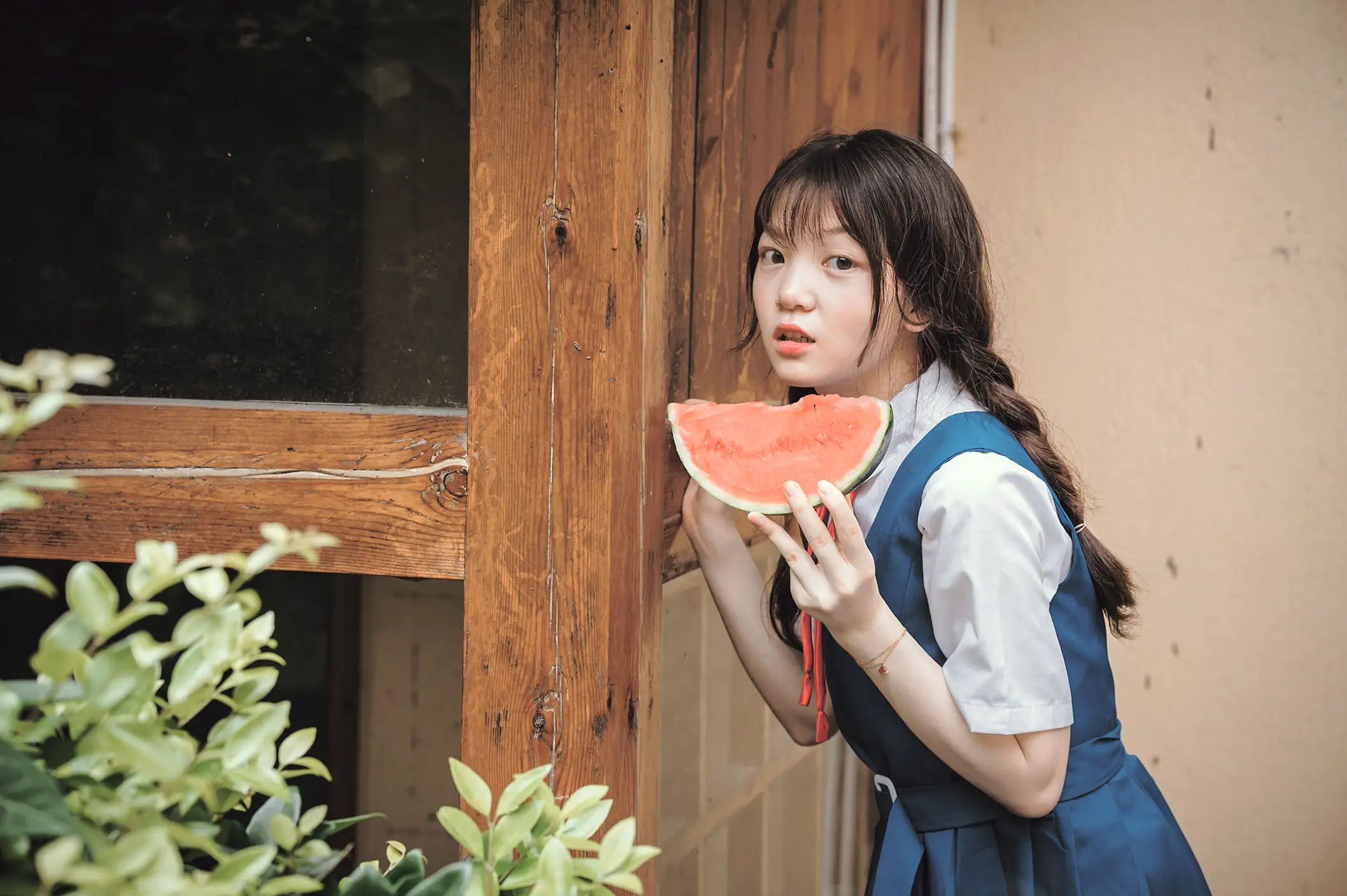 [YITUYU] 2022.08.28 Vol.1815 – Summer with watermelon Nai Xiaobai is a goldfish#[29P]-17